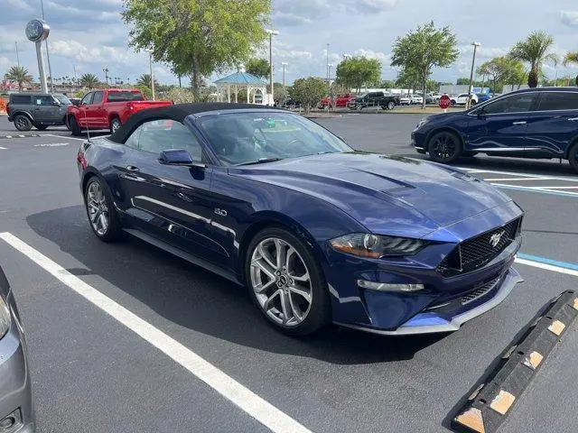 Ford Mustang Convertible